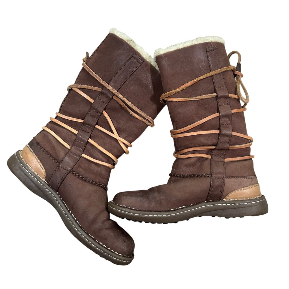 UGG Australia Adirondack Tall Brown Leather Lace Up Shearling‎ Boots Womens 7